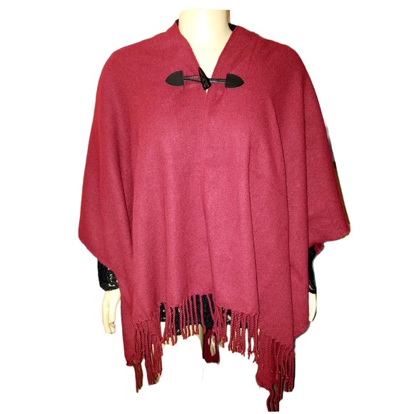 Cabin Fever Burgundy Shawl Poncho Wrap Scarf One Size  NWT - Picture 2 of 7